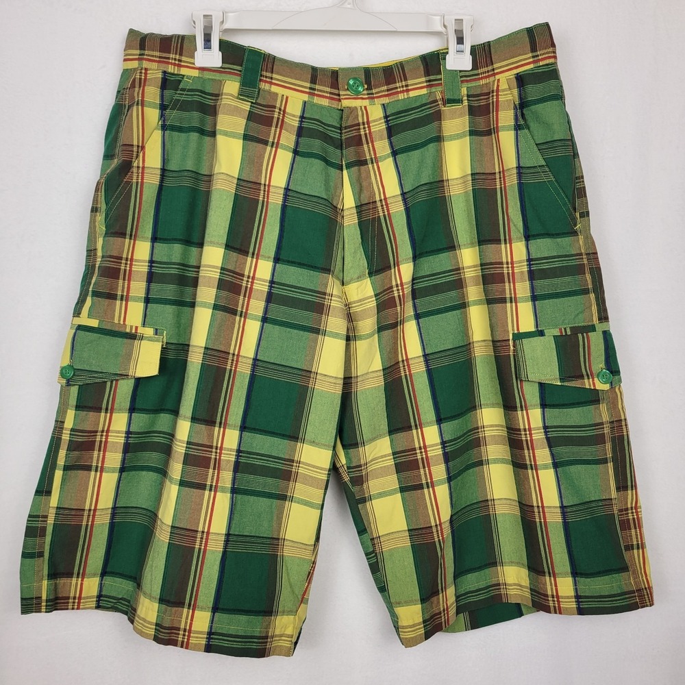 Koman Vintage Mens XL Cargo Shorts Green Plaid Y2K Retro 36 38 Skate Gorpcore